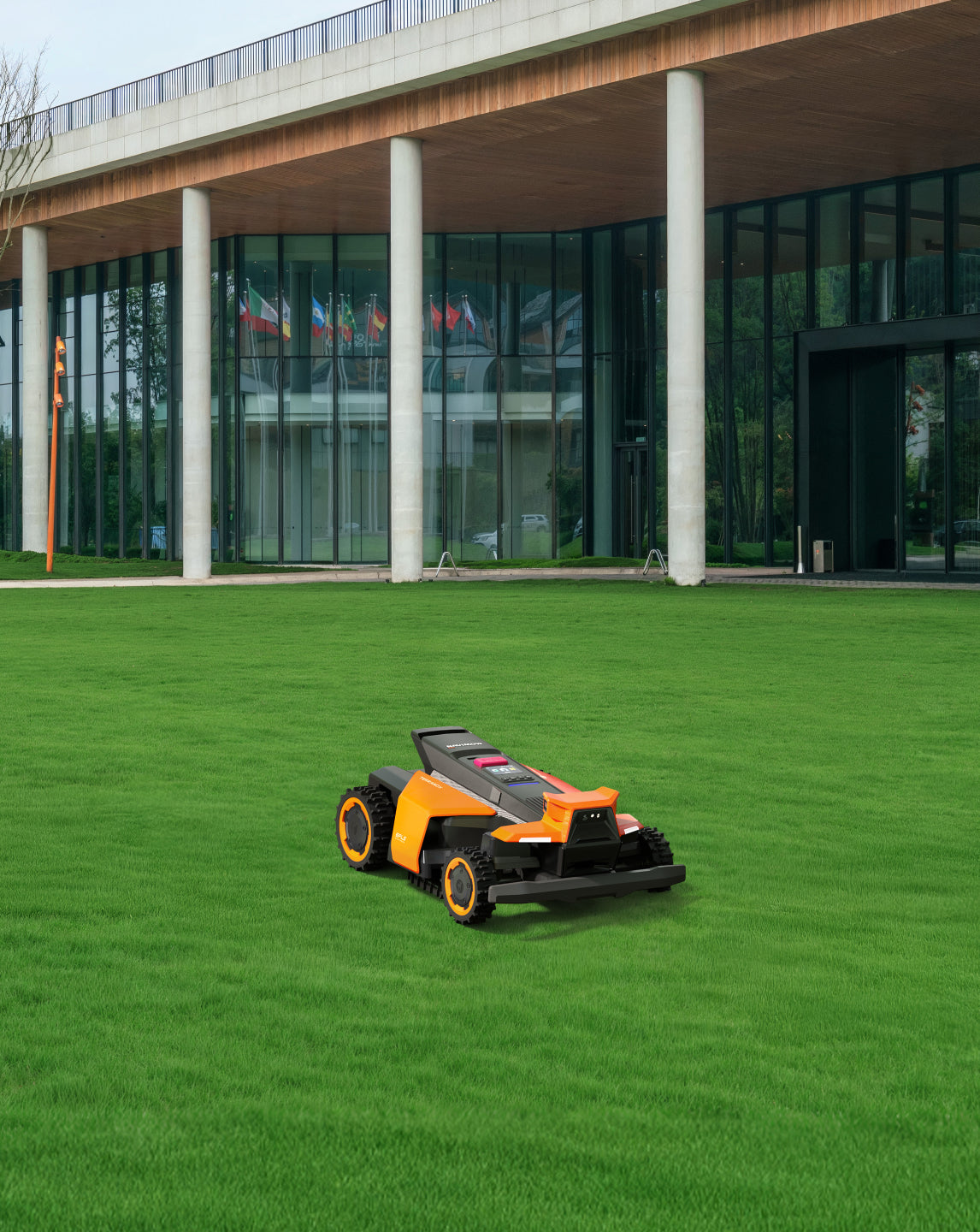 ワイナロマ Navimow Terranox Commercial Robot Mower | 6 Acres, 84% Slopes